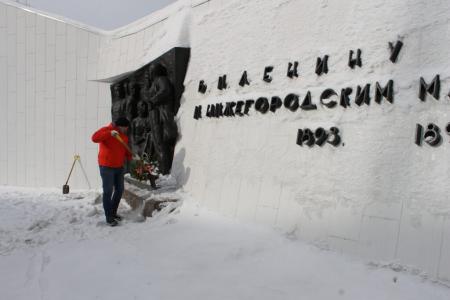 Нижегородские коммунисты вышли на первый в году субботник
