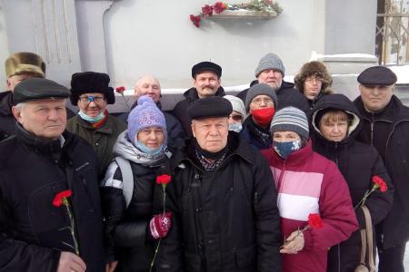 Кировчане почтили память И.В. Сталина и потребовали от власти увеличить расходы на социальную сферу