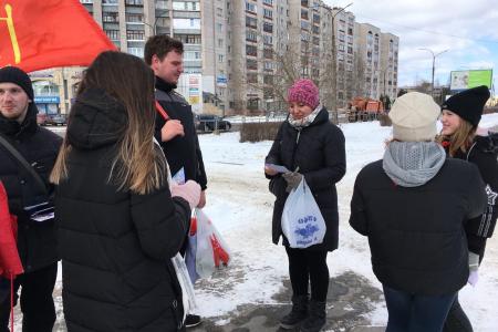 Поздравления с 8 марта от новгородских комсомольцев