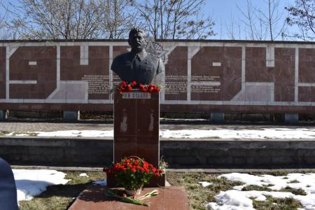Рабочая поездка Казбека Тайсаева. День памяти И.В. Сталина в Северной Осетии