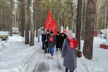 Коммунисты Тюмени почтили память И.В. Сталина
