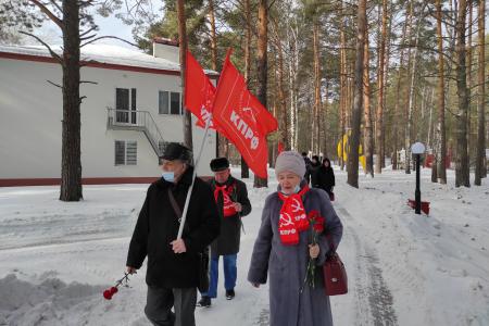 Коммунисты Тюмени почтили память И.В. Сталина
