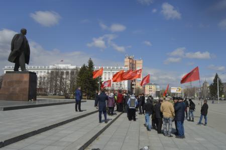 Коммунисты Алтайского края отметили день рождения Ильича