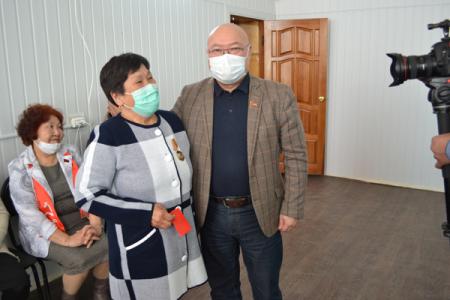 Депутаты-коммунисты провели встречу в Юстинском районе Калмыкии