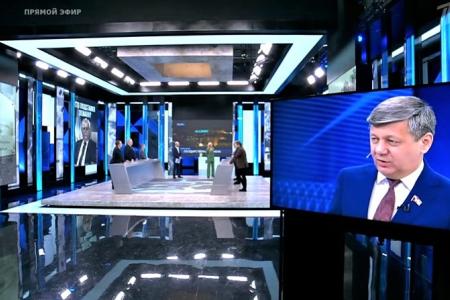 Дмитрий Новиков на Первом канале: «Украинский национализм» – эдакий способ остаться в дураках»