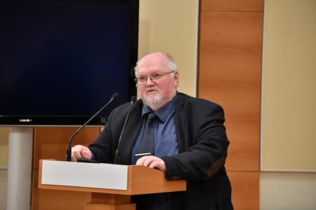 КПРФ в Госдуме провела парламентские слушания о законодательном регулировании в сфере здравоохранения