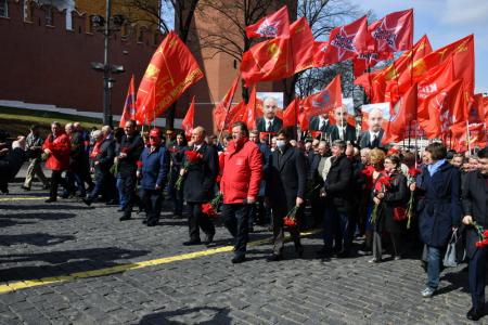 Уроки Ленина – в жизнь!