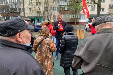 Денис Парфенов: На этой неделе провёл ещё шесть встреч с жителями районов Северное Медведково, Бибирево и Алтуфьевский