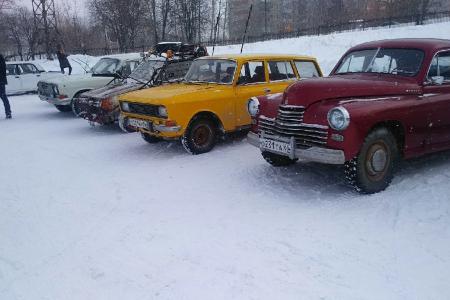 Свердловская область. Авто-соревнования под красным флагом