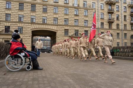 Коммунисты Санкт-Петербурга поздравили с юбилеем почетного члена Компартии А.И. Мозгового