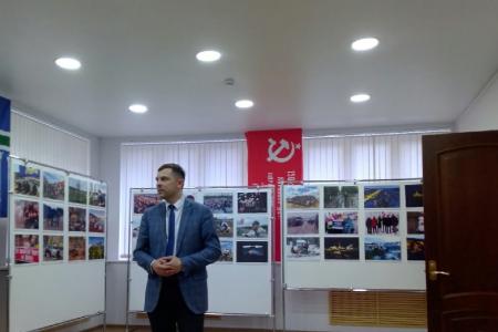 Республика Коми. В Сыктывкаре открылась фотовыставка, посвященная борьбе северян против московского мусора
