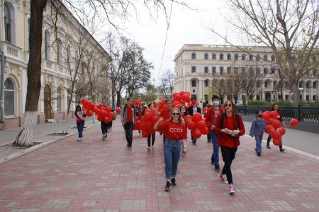 Ленинский комсомол запустил Всероссийскую акцию «Красные в городе»
