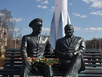 Лидер КПРФ Г.А. Зюганов посетил Центр управления полетами АО «ЦНИИмаш»