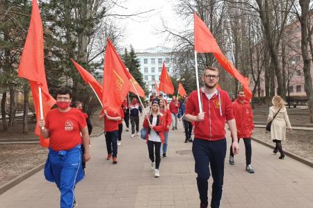 Ленинский комсомол запустил Всероссийскую акцию «Красные в городе»