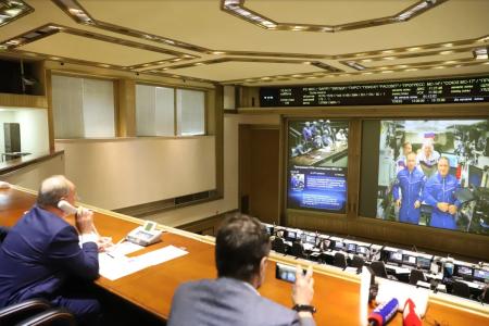 Лидер КПРФ Г.А. Зюганов посетил Центр управления полетами АО «ЦНИИмаш»