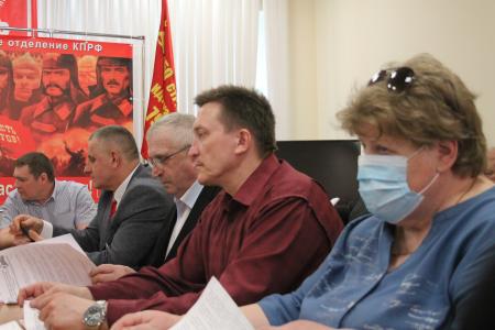Псковская область. На встречу Съезду ЦК КПРФ и сентябрьским выборам