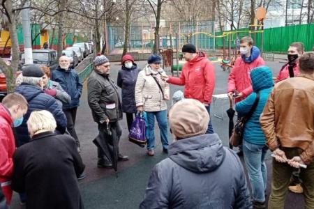 Д.А. Парфенов: «Продолжаем встречи с избирателями Москвы. Появились первые провокации»