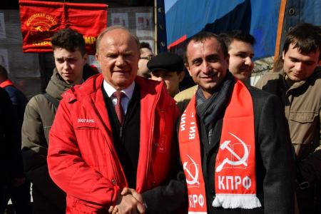 Г.А. Зюганов принял участие в отправке на Донбасс 91-го гуманитарного конвоя КПРФ