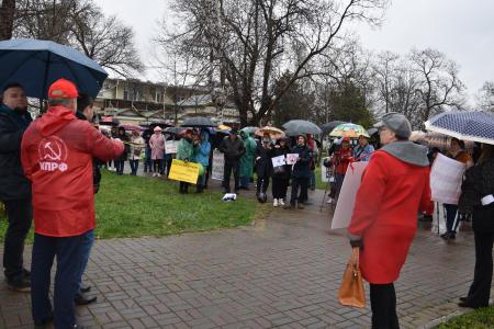 Краснодарский край. В Белореченске состоялся митинг против бездействия властей в решении проблем «мусорного полигона»