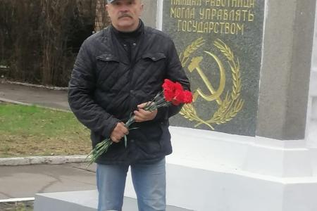 Подмосковные коммунисты отметили 151-летие В.И. Ленина возложением цветов к памятникам вождя мирового пролетариата по всему региону