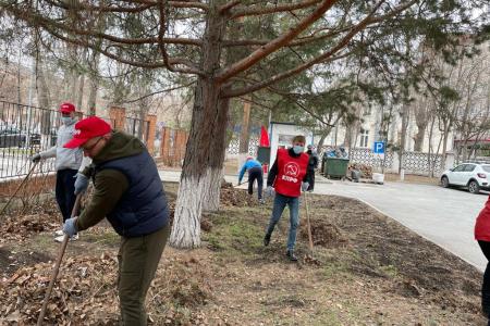 Ленинским субботником празднуют открытие XVIII съезда КПРФ Тюменские коммунисты