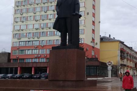 Брянские коммунисты отметили 60-летие первого полёта человека в космос