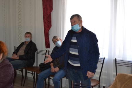 Республика Калмыкия. Лидер местных коммунистов Николай Нуров совершил рабочую поездку в Приютненский район