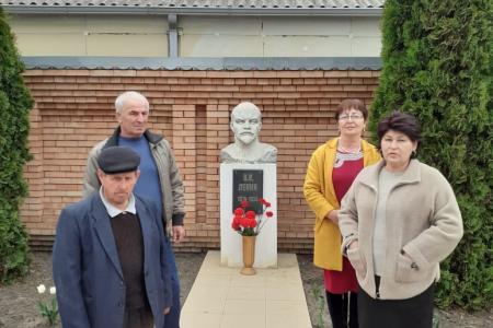 Республика Северная Осетия (Алания). В память Владимира Ильича Ленина