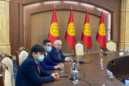 К.К. Тайсаев в качестве руководителя делегации Государственной Думы принял участие в мониторинге референдума в Республике Кыргызстан
