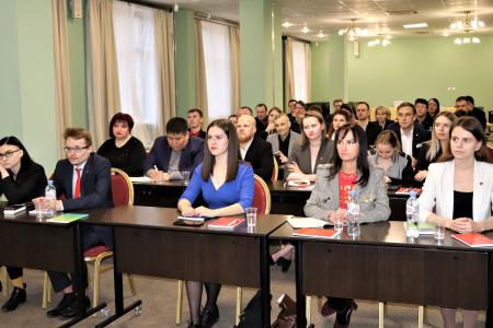 Юрий Афонин – слушателям ЦПУ: Важно, чтобы партия, идя к власти, сохраняла преемственность и идеологическое единство