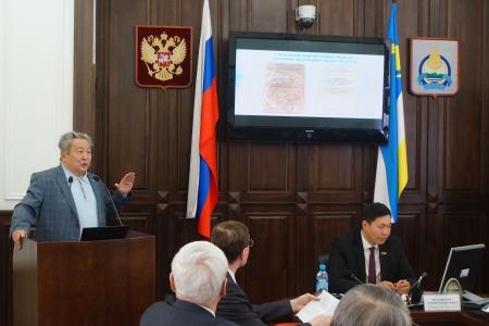 Бурятия. Депутаты-коммунисты провели научно-практическую конференцию "Великие люди истории"