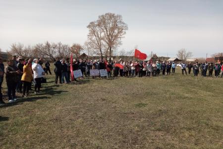 Алтайский край. КПРФ настояла на проведении митинга по «мусорной реформе» через суд