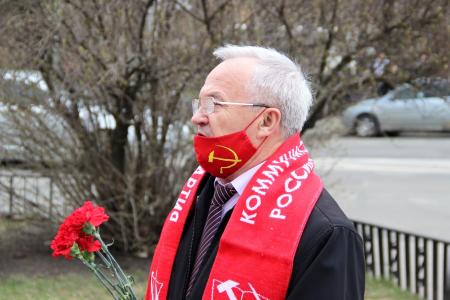 Ярославские коммунисты почтили память В. И. Ленина