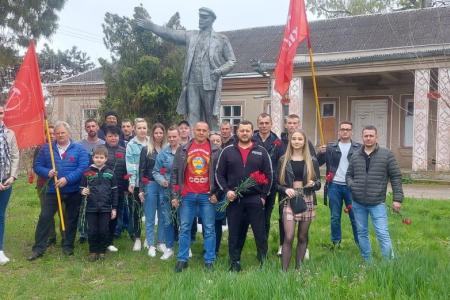 Активисты КПРФ и сторонники партии в Краснодаре отметили День рождения В.И. Ленина