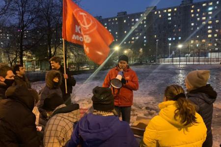 Москва. Депутат КПРФ Денис Парфенов провел встречи с жителями районов Алтуфьевский и Южное Медведково