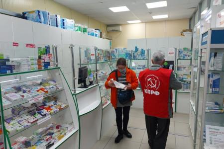 Брянские коммунисты и комсомольцы провели агитрейд в город Сельцо