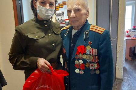 Московская область. Подмосковные коммунисты помогают ветеранам, детям войны, малообеспеченным и многодетным семьям