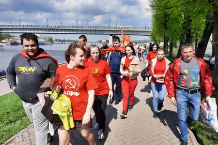 Всероссийская комсомольская акция «Красные в городе» продолжает шагать по стране: Северо-Западный федеральный округ