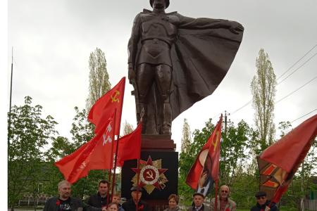 Тамбовские коммунисты отпраздновали День Победы