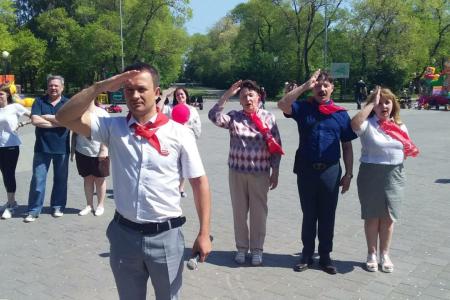 В Тюмени состоялась торжественная линейка, посвященная Дню Пионерии