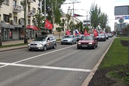 «Курс Донбасса – вперед, в Россию!»
