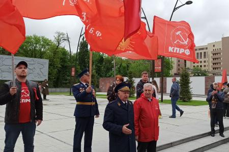 В Краснодаре активисты КПРФ и сторонники партии почтили память павших в годы войны