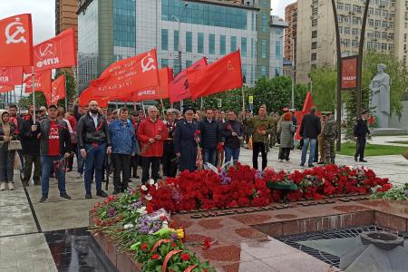 В Краснодаре активисты КПРФ и сторонники партии почтили память павших в годы войны