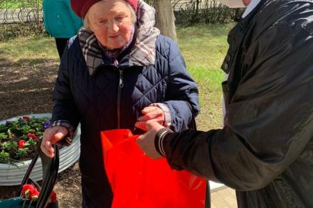 Московская область. Подмосковные коммунисты помогают ветеранам, детям войны, малообеспеченным и многодетным семьям