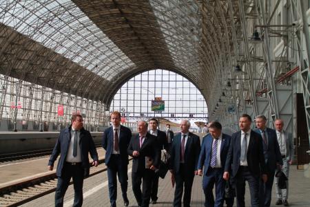 Московский горком КПРФ: Борцы против огненной стихии на железной дороге – гордость России
