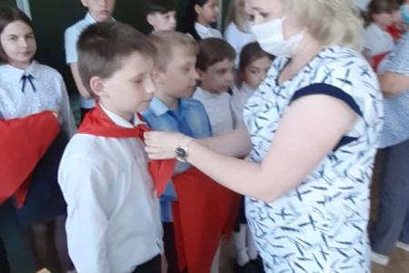 Тульская область. К 99-й годовщине пионерской организации в трех школах региона появились пионерские дружины