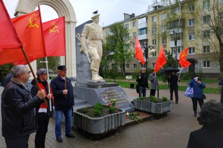 Калужские коммунисты отпраздновали День Победы