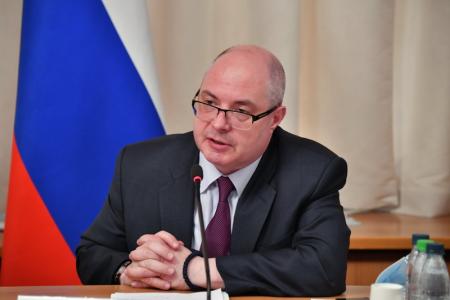 Фракция КПРФ в Госдуме провела «круглый стол» на тему: «Законодательное обеспечение подготовки коммерческих пилотов в России»