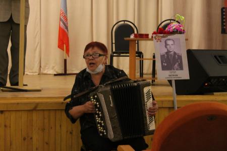 Псковские коммунисты провели памятный вечер к 100-летию Героя Советского Союза А.И. Петрова