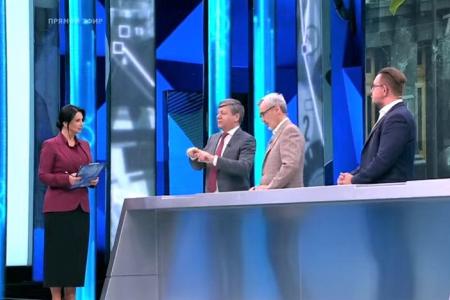 Дмитрий Новиков: «Олигархическое меньшинство Украины пытается сохранить власть»